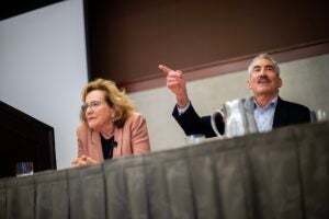 george loewenstein pointing at the CHIBE behavioral science and health symposium